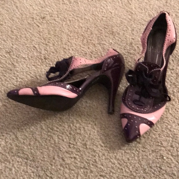 Paolo Purple Heels size 4.5 - Picture 2 of 6